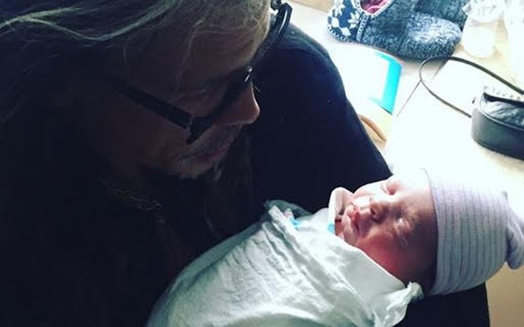 Για τέταρτη φορά παππούς ο Στιβ Τάιλερ των Aerosmith