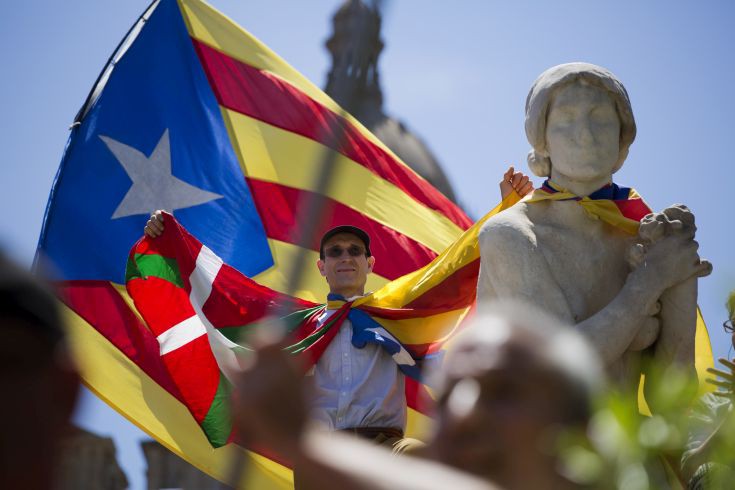 Η κυβέρνηση της Καταλονίας δεν βρίσκει κάλπες για το δημοψήφισμα ανεξαρτησίας