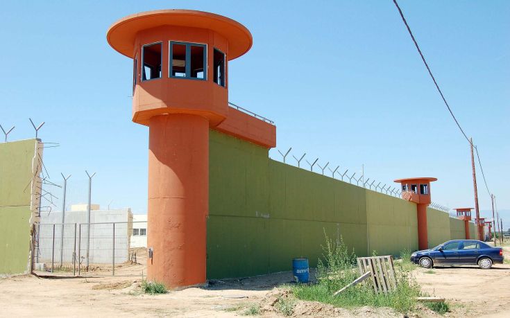 Επίθεση με σκουπόξυλο από κρατούμενο σε υπαρχιφύλακα στις φυλακές Νιγρίτας
