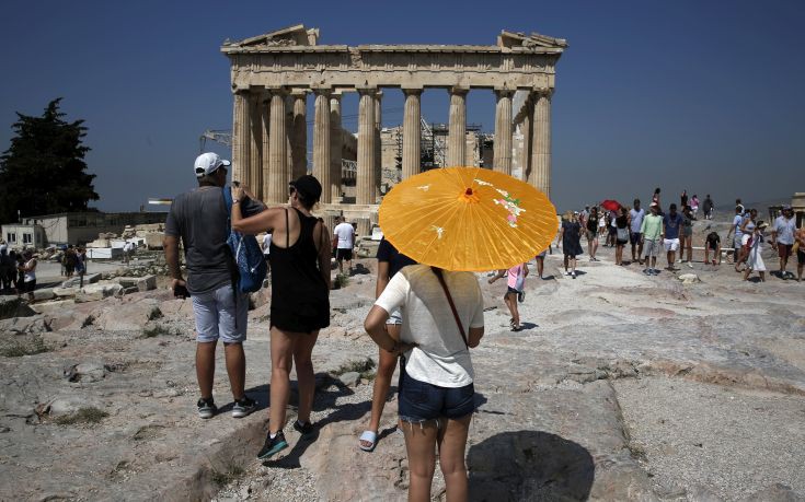 Λόγω καύσωνα κλείνει νωρίτερα ο αρχαιολογικός χώρος της Ακρόπολης