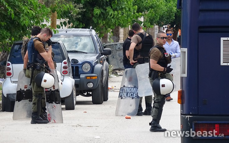 Ανθρωποκυνηγητό για τον εντοπισμό του δράστη μετά τον τραγικό θάνατο του μαθητή