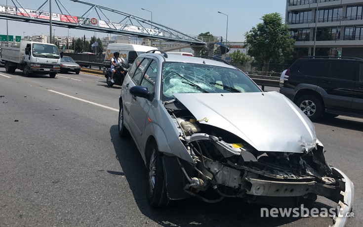 Τροχαίο στις Τρεις Γέφυρες δημιούργησε μποτιλιάρισμα