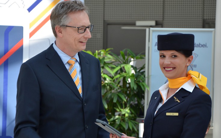 Η Lufthansa παρέχει iPad στα πληρώματα καμπίνας
