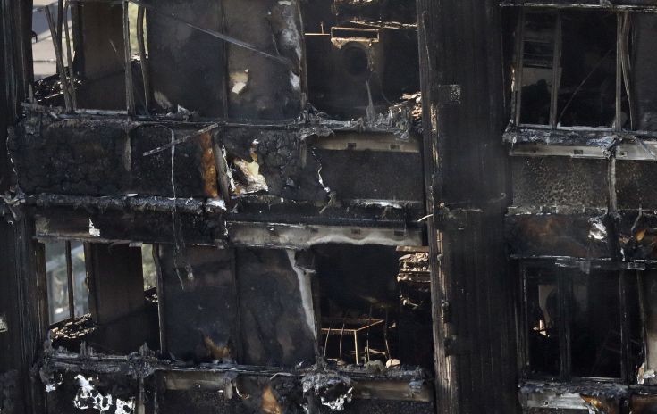 Προληπτικοί έλεγχοι στο μοντέλο του ψυγείου από το οποίο άρχισε η φωτιά στο Λονδίνο