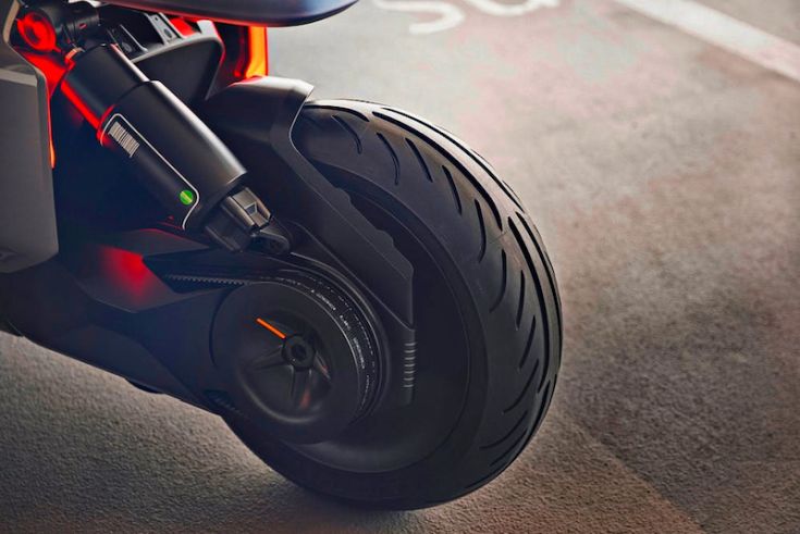 bmw-vision-next-100-concept-link-e-scooter-7
