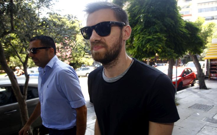 Μέχρι το 2020 στο λιμάνι ο Μάντζαρης