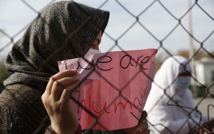Κραυγή αγωνίας από τις γυναίκες των προσφυγικών καταυλισμών