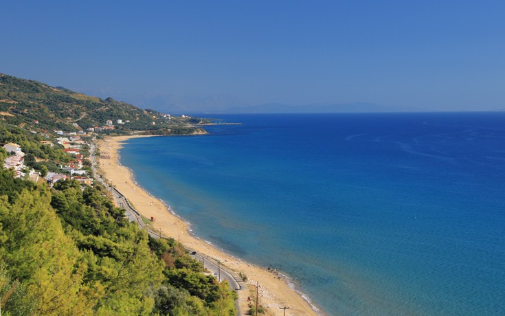 Απεγκλωβισμός ατόμου από δύσβατη περιοχή στη Λευκάδα