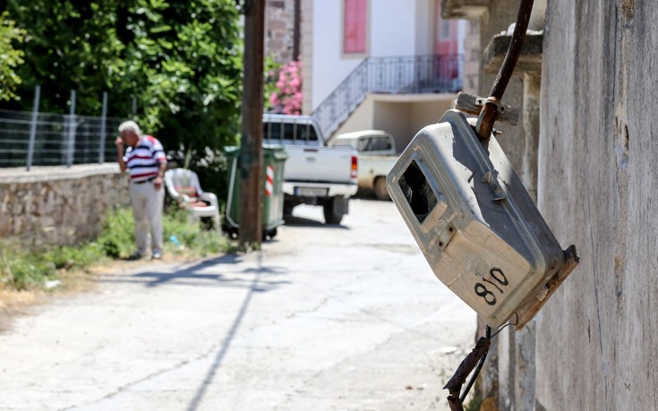 «Αψογη συνεργασία με το υπουργείο ώστε να μη χάσουν τα παιδιά μαθήματα»