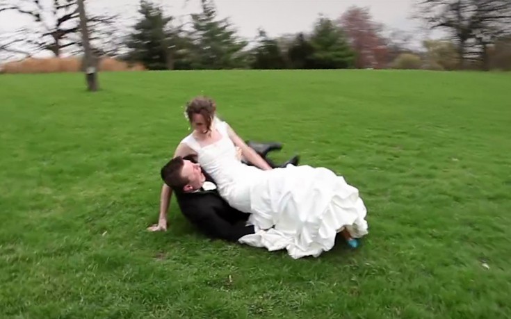 Ήρθε το καλοκαίρι, οι γάμοι και τα ευτράπελα