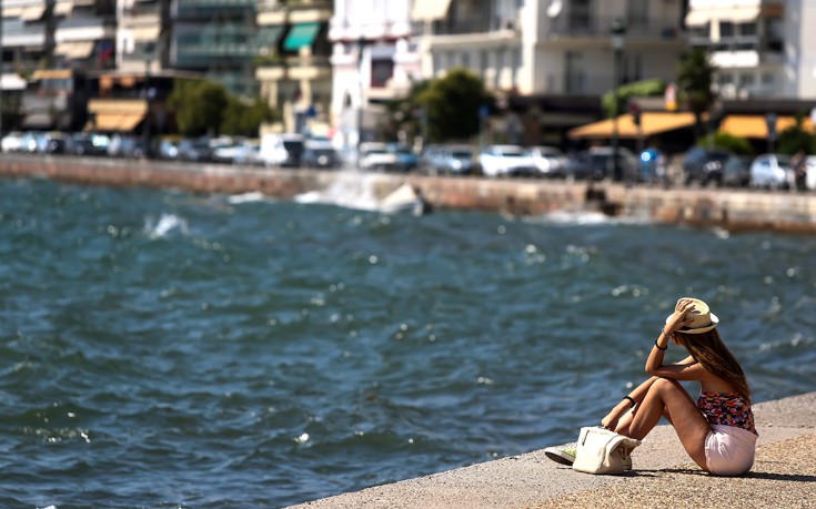 Καιρός: Κάλπες με υψηλές θερμοκρασίες και μποφόρ