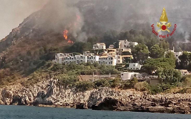 H μαφία παίζει με τη φωτιά στην Ιταλία