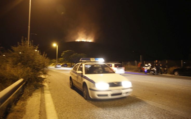 φωτια καλυβια3 φωτια καλυβια3