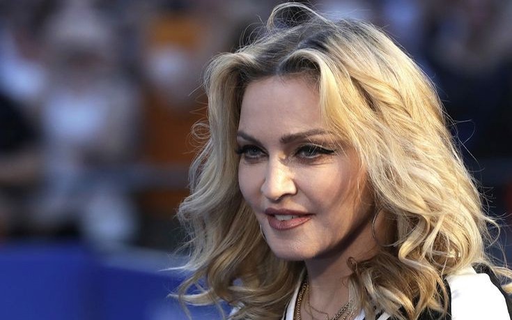 Παραλίγο σε δημοπρασία το&#8230; DNA της Madonna