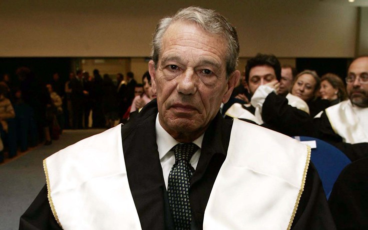 Έφυγε από τη ζωή ο Χοακίν Ναβάρο-Βαλς, ο πανίσχυρος εκπρόσωπος του πάπα Ιωάννη Παύλου