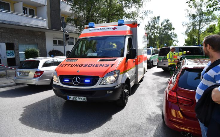 Τράκαραν λεωφορείο με φορτηγό στη Γερμανία, ένας νεκρός και πολλοί τραυματίες
