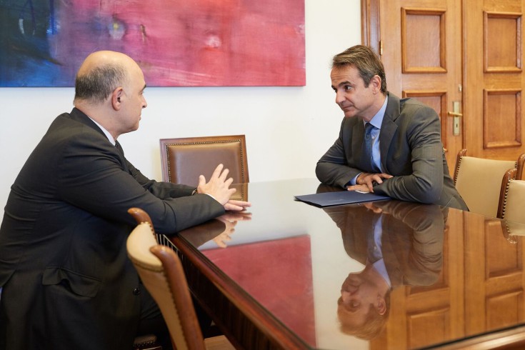 Η οικονομία στο επίκεντρο της συνάντησης Μητσοτάκη – Μοσκοβισί
