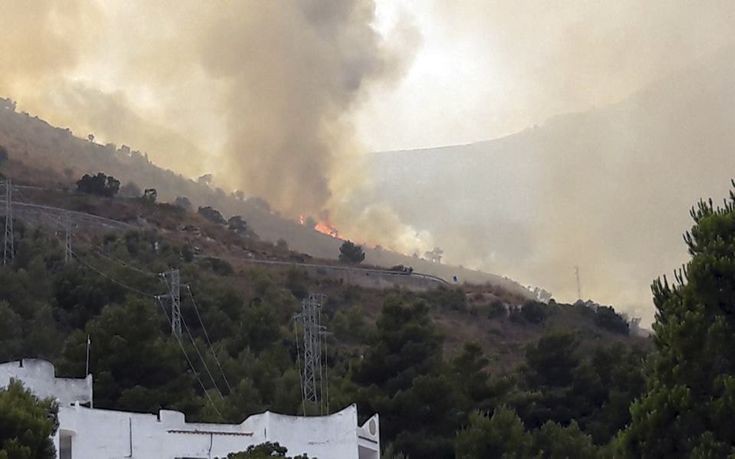 Εθελοντές πυροσβέστες έβαζαν εσκεμμένα φωτιά για να πληρώνονται