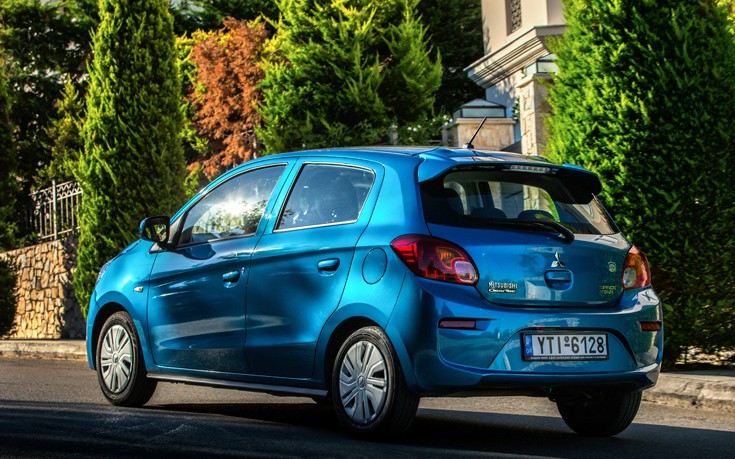 MitsubishiSpaceStarAction14