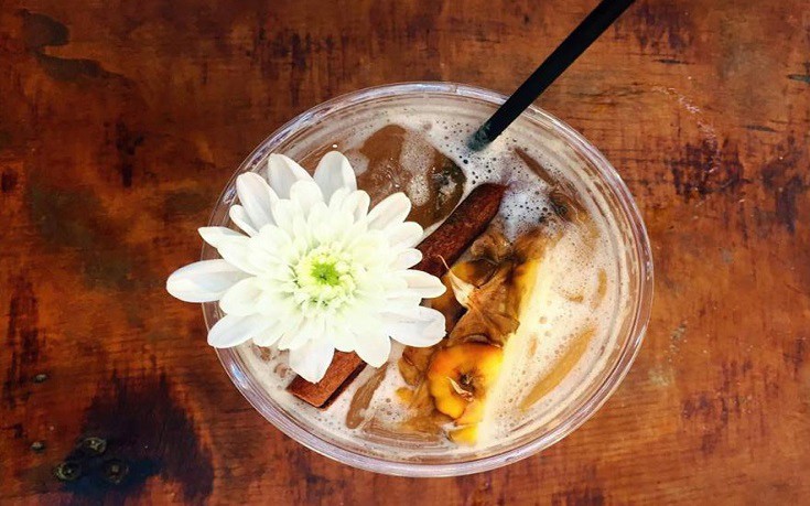 PARAGRAFOS_GIA_COCKTAIL