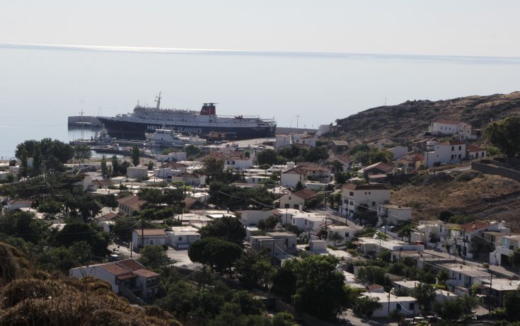 Άη Στράτης, το νησί που στον 21ο αιώνα κινείσαι μόνο με 4Χ4