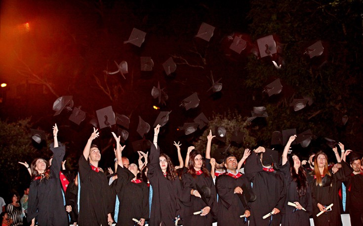 Αποφοίτηση New York College, η πρώτη μέρα της υπόλοιπης ζωής τους