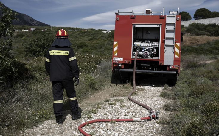 Δασική πυρκαγιά στην περιοχή Σαντομέρι Αχαΐας