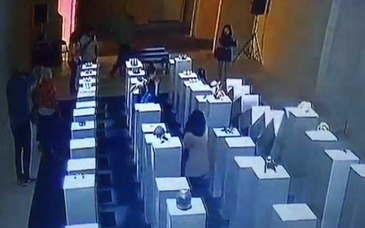 Μια φωτογραφία προκάλεσε ζημιά 200 χιλιάδων δολαρίων