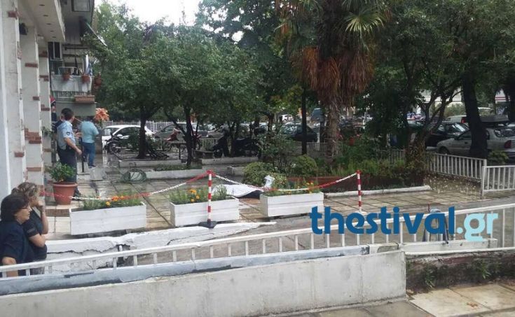 Βουτιά θανάτου για 47χρονο πατέρα στη Θεσσαλονίκη