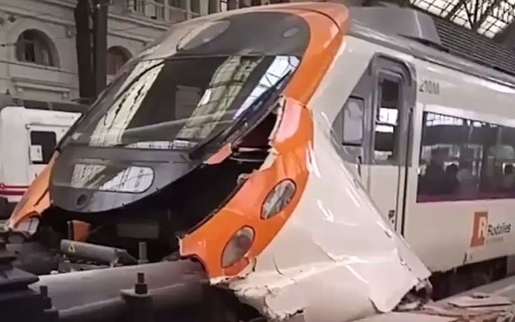 Σιδηροδρομικό ατύχημα με 48 τραυματίες στη Βαρκελώνη