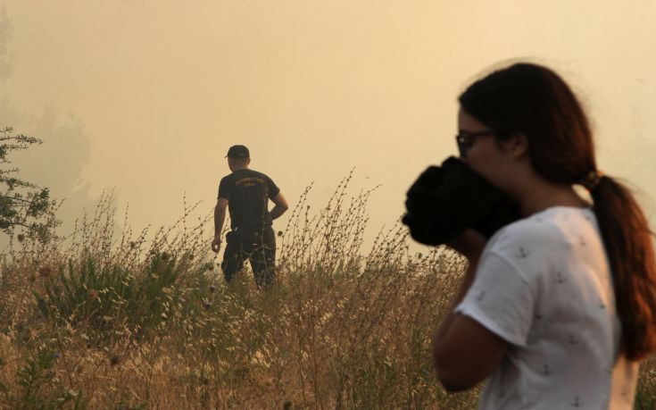 Καθυστέρηση εναέριων μέσων καταγγέλλει ο αντιδήμαρχος Ωρωπού