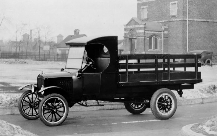 Εκατό χρόνια επαγγελματικά οχήματα για τη Ford