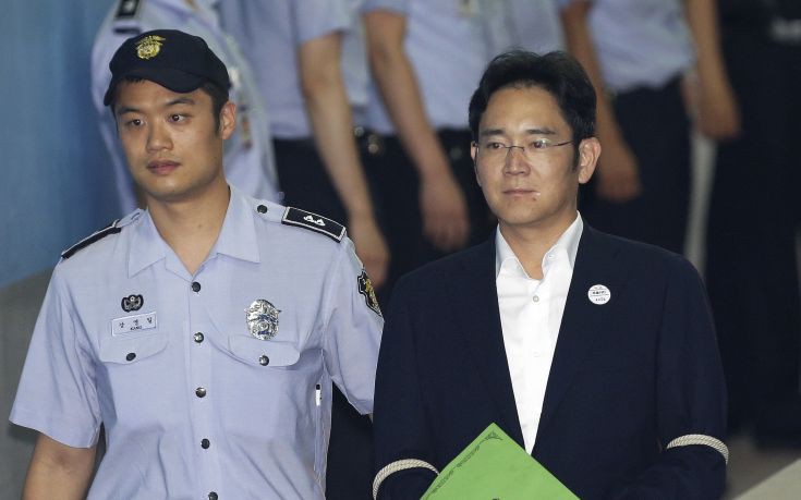 Φυλάκιση 12 ετών ζητούν οι εισαγγελείς για τον αντιπρόεδρο της Samsung