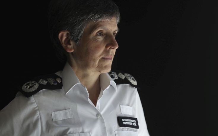 Πρωτοσέλιδο στη Vogue η πρώτη γυναίκα αρχηγός αστυνομίας του Λονδίνου