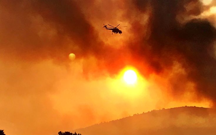 Μεγάλες αναζωπυρώσεις στο μέτωπο του Καπανδριτίου