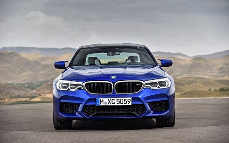 Εκθαμβωτική η νέα BMW M5