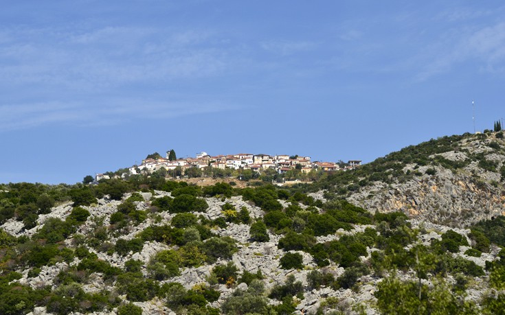 ΤΡΙΚΕΡΙ ΤΡΙΚΕΡΙ