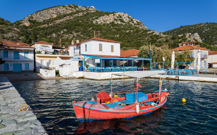 ΤΡΙΚΕΡΙ ΤΡΙΚΕΡΙ