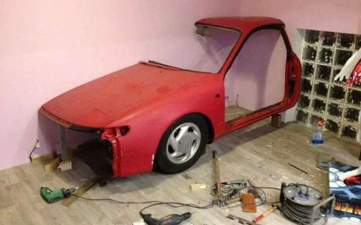 Ξεκίνησαν από αυτό και έφεραν την εικονική πραγματικότητα μέσα στο σπίτι τους