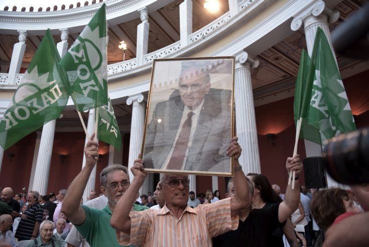 Ποιος προηγείται στην κούρσα για την αρχηγία της κεντροαριστεράς