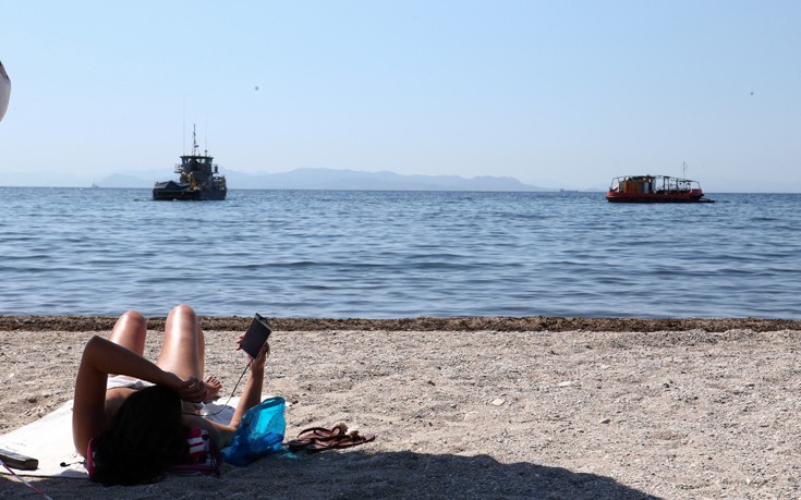 ΑΛΙΜΟΣ ΠΑΡΑΛΙΑ ΠΕΤΡΕΛΑΙΟ ΑΛΙΜΟΣ ΠΑΡΑΛΙΑ ΠΕΤΡΕΛΑΙΟ