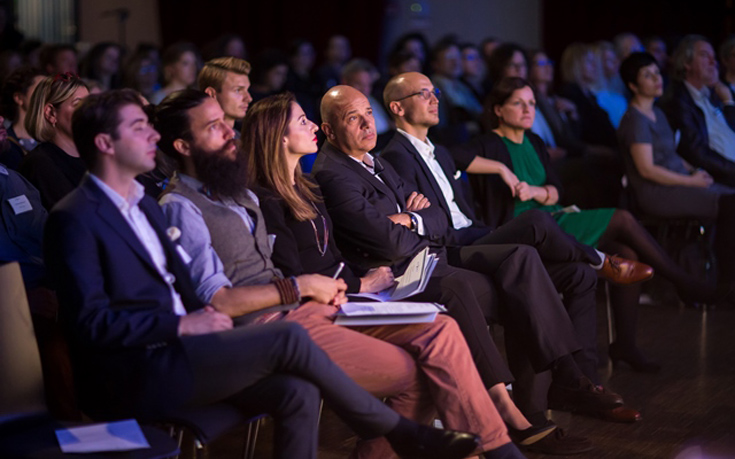 2_Audiencelisteningtothekeynote 2_Audiencelisteningtothekeynote