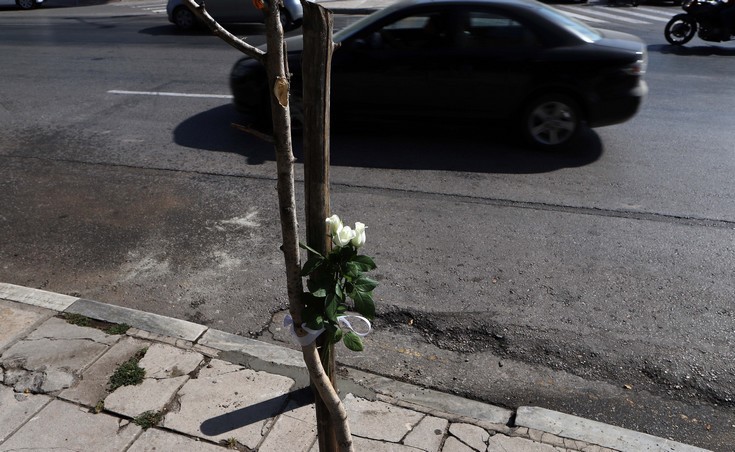 Μάχη για να κρατηθεί στη ζωή δίνει η 18χρονη κοπέλα από τη Θεσσαλονίκη