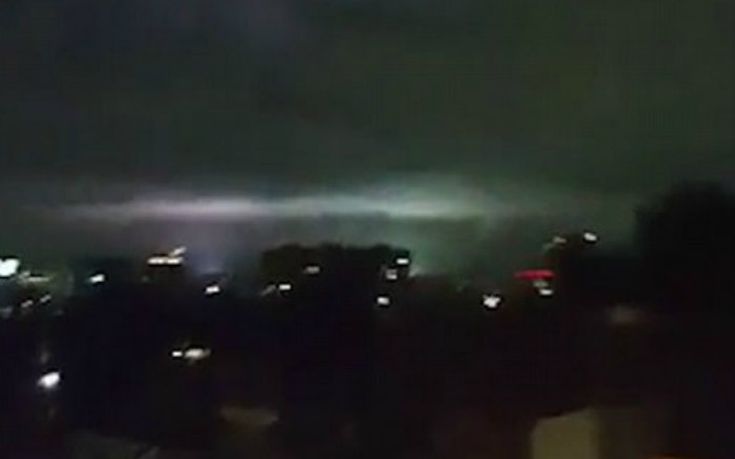 4407be1300000578-4864918-mysterious_glowing_lights_appeared_in_the_night_sky_above_mexico-m-92_1504864159838 4407be1300000578-4864918-mysterious_glowing_lights_appeared_in_the_night_sky_above_mexico-m-92_1504864159838