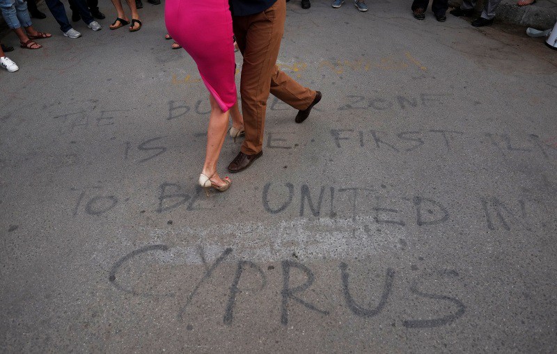 Θέμα συνομοσπονδίας ή δύο κρατών πρότεινε για το Κυπριακό ο Τσαβούσογλου