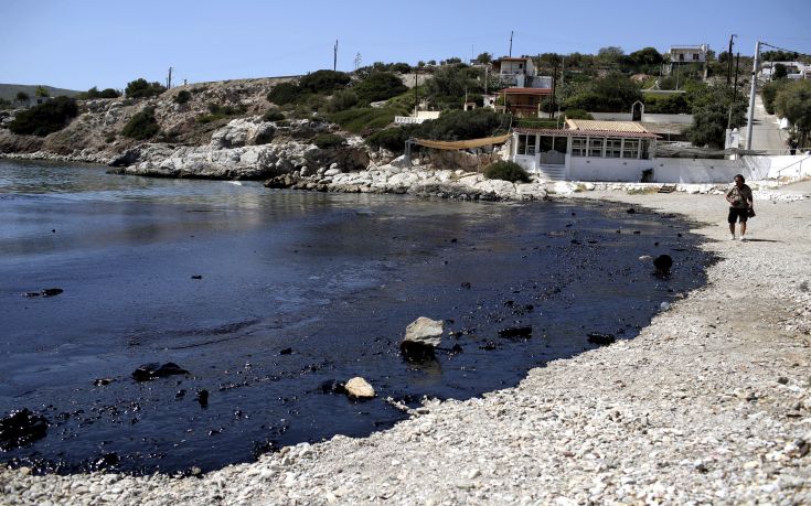 Ποινική δίωξη σε βαθμό κακουργήματος για τη ρύπανση άσκησε η Εισαγγελία Πειραιά