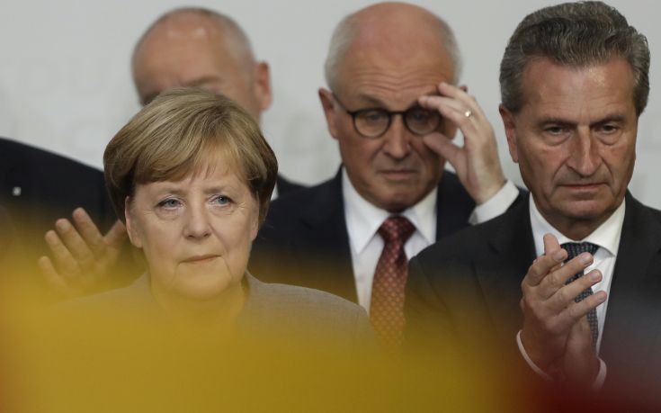 Ανέλαβε την ευθύνη για τις απώλειες του CDU η Μέρκελ
