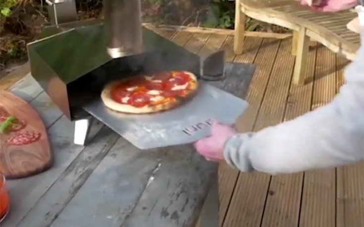 Φορητός φούρνος για πίτσα στο πι και φι