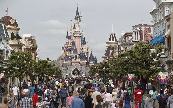 Έλληνας ηθοποιός έχει πάει στην Disneyland πάνω από 35 φορές