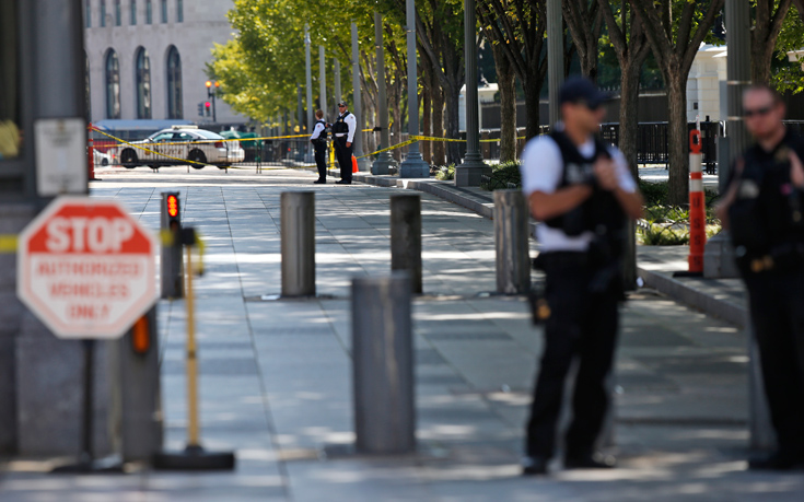 Συναγερμός στον Λευκό Οίκο, αναφορές για ύποπτο πακέτο